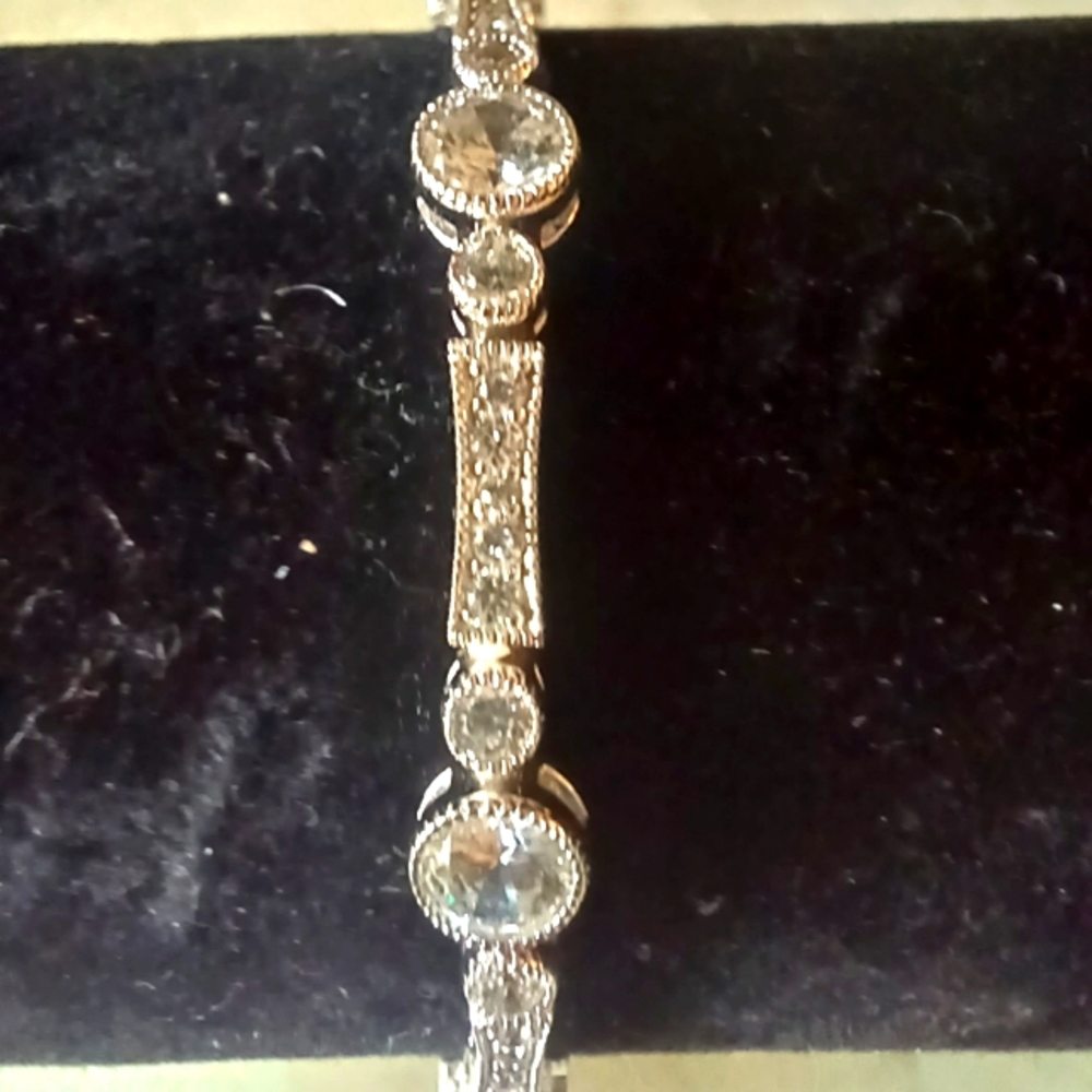 Beautiful tennis bracelet